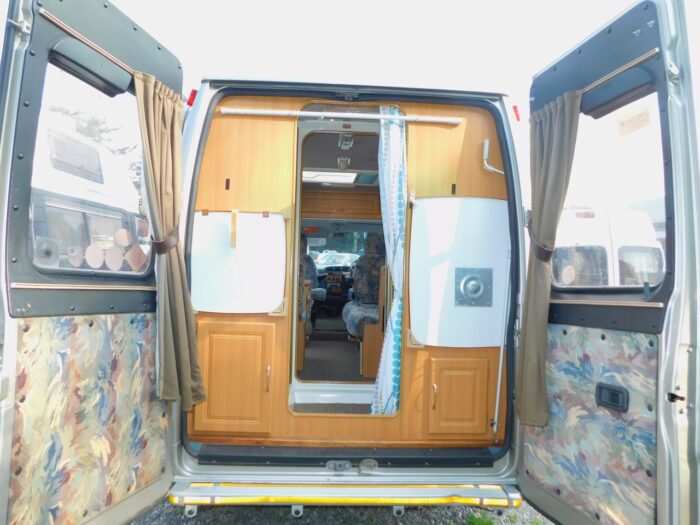 Timberland Freedom Fiat 2.8 Jtd Luxury 2 Berth Campervan with Low mileage £15,999 - Image 4