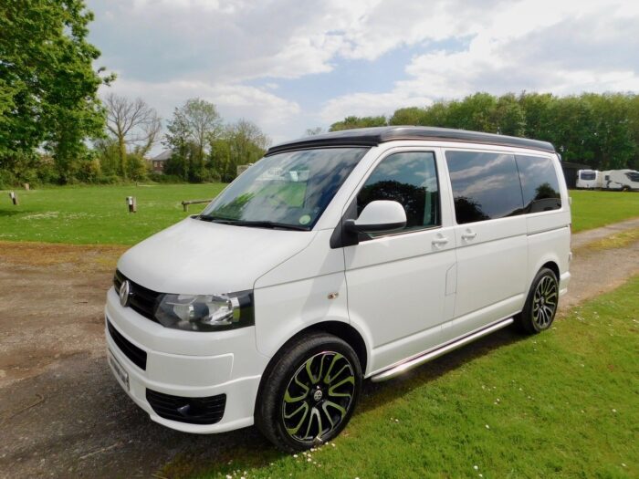 Camper King VW 4 Berth Camper Van 2.0 Tdi with 5 Seatbelts. Only 42,000 miles and 2 owners from New. 2014 64 plate. £34,999