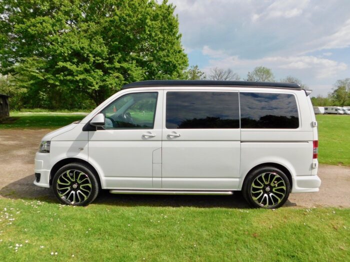 Camper King VW 4 Berth Camper Van 2.0 Tdi with 5 Seatbelts. Only 42,000 miles and 2 owners from New. 2014 64 plate. £34,999 - Image 31