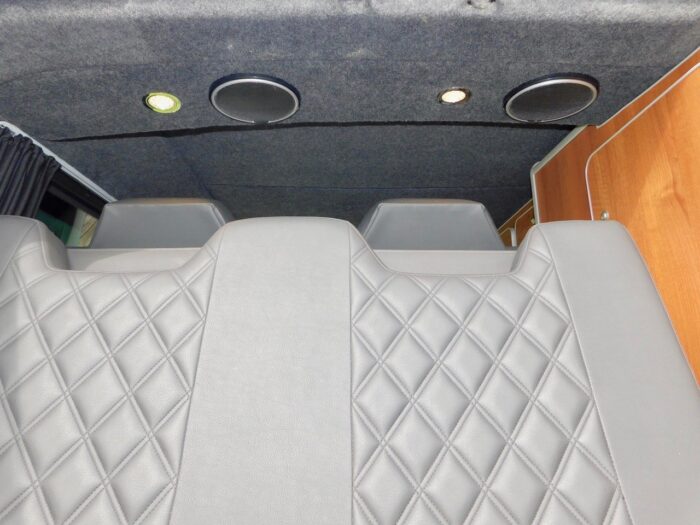 Camper King VW 4 Berth Camper Van 2.0 Tdi with 5 Seatbelts. Only 42,000 miles and 2 owners from New. 2014 64 plate. £34,999 - Image 26