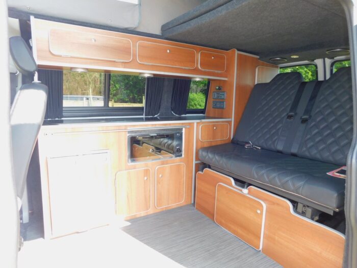 Camper King VW 4 Berth Camper Van 2.0 Tdi with 5 Seatbelts. Only 42,000 miles and 2 owners from New. 2014 64 plate. £34,999 - Image 7