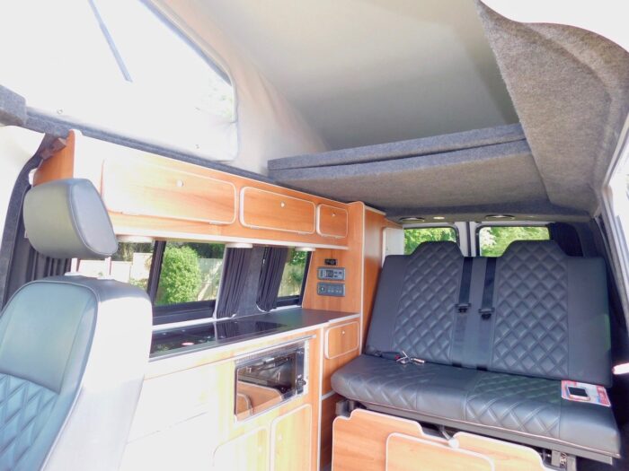 Camper King VW 4 Berth Camper Van 2.0 Tdi with 5 Seatbelts. Only 42,000 miles and 2 owners from New. 2014 64 plate. £34,999 - Image 5