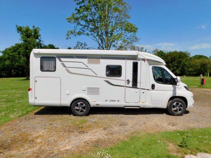 Hymer EXSIS T 588. 2018 Luxury Compact 2 Berth with Twin Beds Over the Huge Garage. 4 x Seatbelts. Plated at 3500 Kgs. **ULEZ COMPLIANT** £58,999 - Image 24