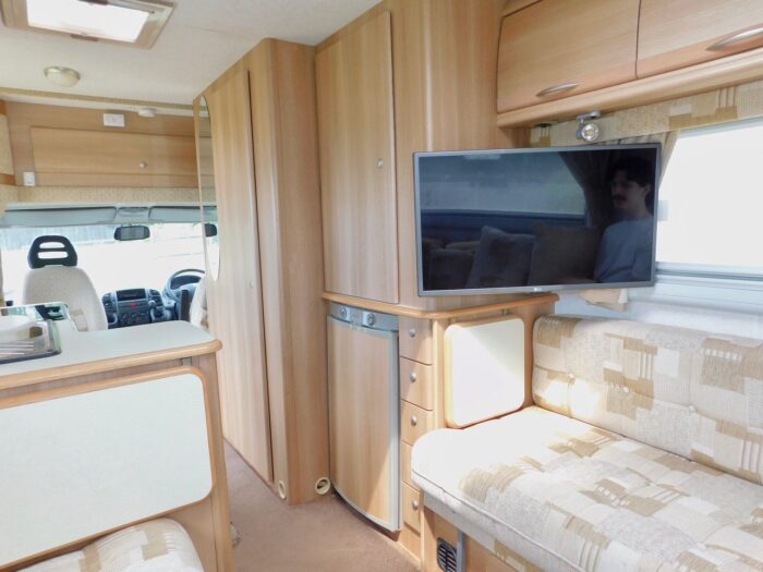 2007 MODEL AUTOCRUISE STAR SPIRIT. Luxury 2 Berth Motorhome £25,999 - Image 19