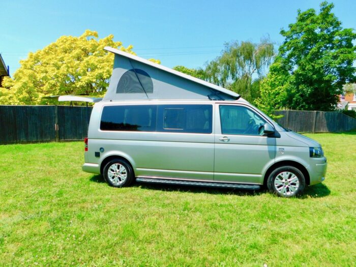 Hillside Leisure Cromford VW 2.0 Tdi 140 Bhp Highline with the Dsg AUTOMATIC Transmission. Award Winning Luxury Campervan with Rear Washroom with Flushing TOILET. 2014. £39,999 - Image 2