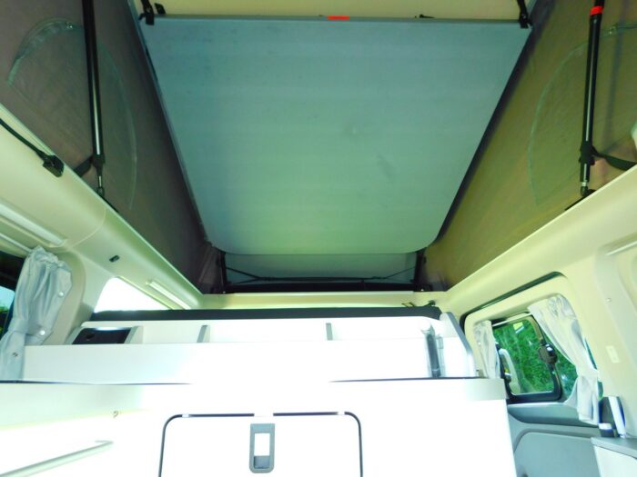 Westfalia Nugget 2020 70 plate Pop-Top Campervan Ford Transit, 2x Double Beds – 4x Berth & 5x Travelling Seats, 185 BHp Manual Gearbox – Super Specification With Full Service History! £44,999 - Image 28