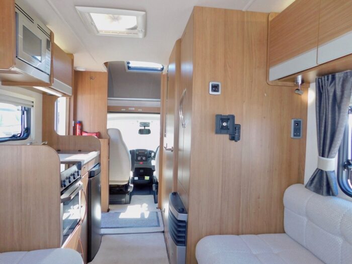 Auto-Trail Tribute t625 AUTOMATIC Fiat 2.3 150 bhp Euro 6 Engine, 4 Berth with 2 x Seat Belts 2018 with Only 11,200 miles from New. ULEZ Compliant. (Deposit Now Taken) - Image 24