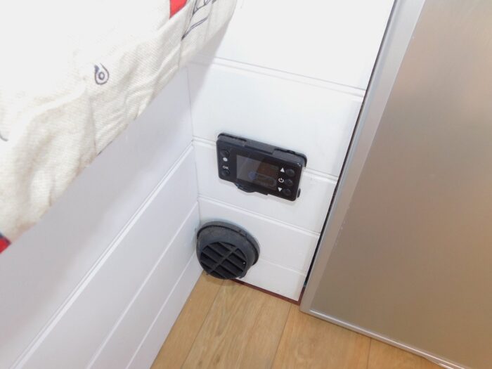 Professionally Hand Crafted 2 Berth Camper Conversion CITROEN RELAY 35 L3H2 2.2 HDI with Only 55,000 miles from New £34,999 - Image 24