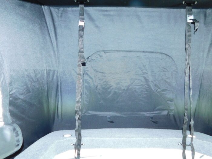 VW Short Wheelbase Pop Top 4 berth Campervan 2017 with Air Conditioning and Low Mileage £41,999 - Image 6
