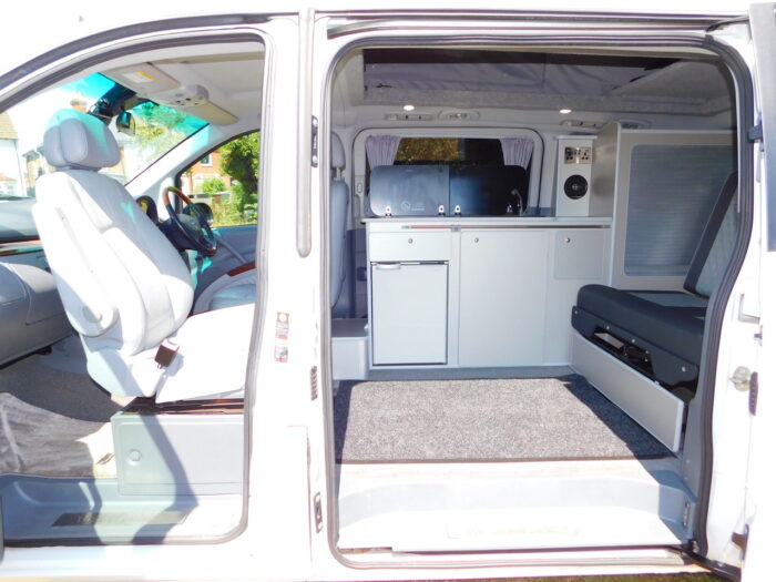 Mercedes-Benz Viano 3.2 Petrol V6 AUTOMATIC 2 puls 2 Campervan by Free Spirit with Only 21,539 miles from New. £25,999 - Image 20