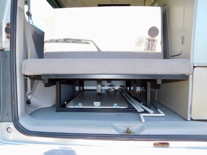 Mazda Bongo PETROL Automatic Professional Conversion 2 + 2 Berth Smooth and Silky Petrol Automatic Engine.. £11,999 - Image 19