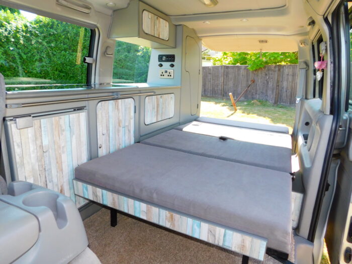 Mazda Bongo PETROL Automatic Professional Conversion 2 + 2 Berth Smooth and Silky Petrol Automatic Engine.. £11,999 - Image 11