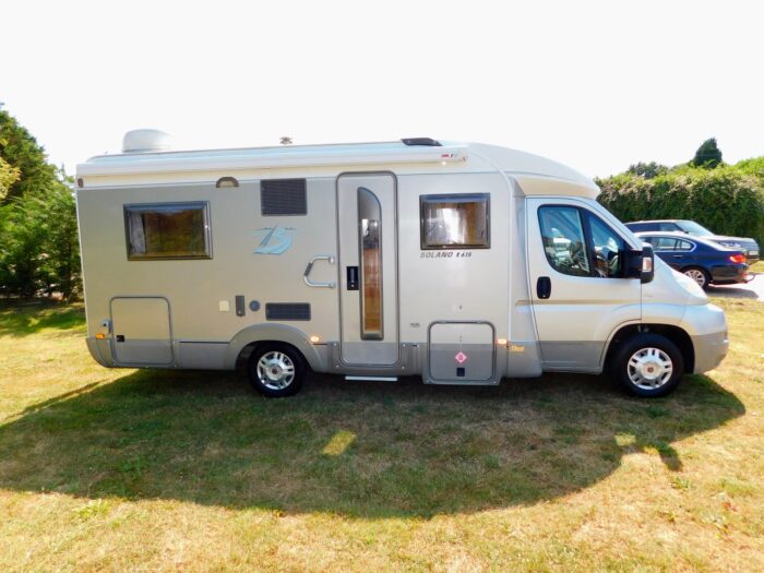 BURSTNER Solano T615 3 to 4 Berth, 4 Seatbelts 6.9m long and 2.3m Wide with a Gross Weight of 3500kg Sold - Image 30