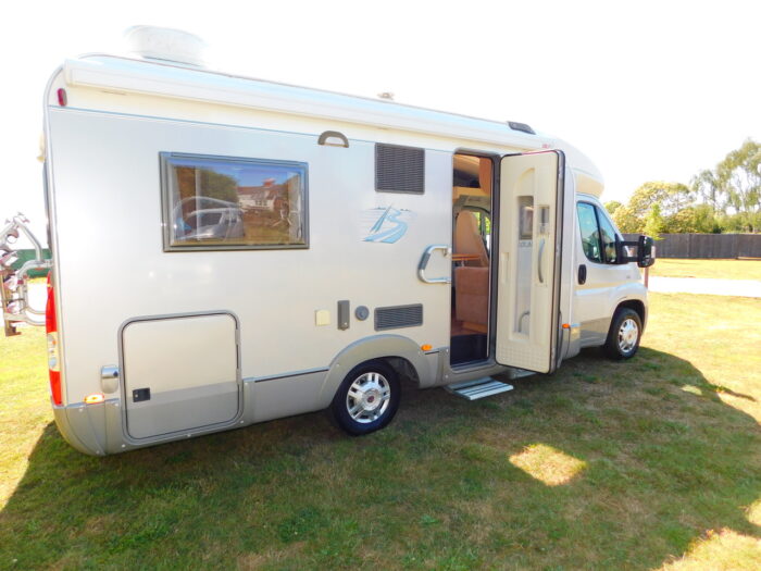 BURSTNER Solano T615 3 to 4 Berth, 4 Seatbelts 6.9m long and 2.3m Wide with a Gross Weight of 3500kg Sold - Image 29