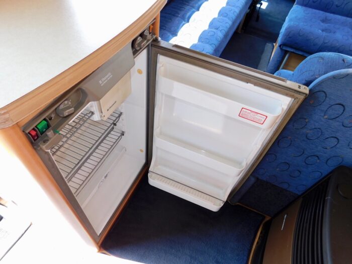 Auto-Sleeper Pollensa Peugeot 5 Berth with 4 SEAT BELTS and only 39,253 miles from New. £24,999 - Image 13