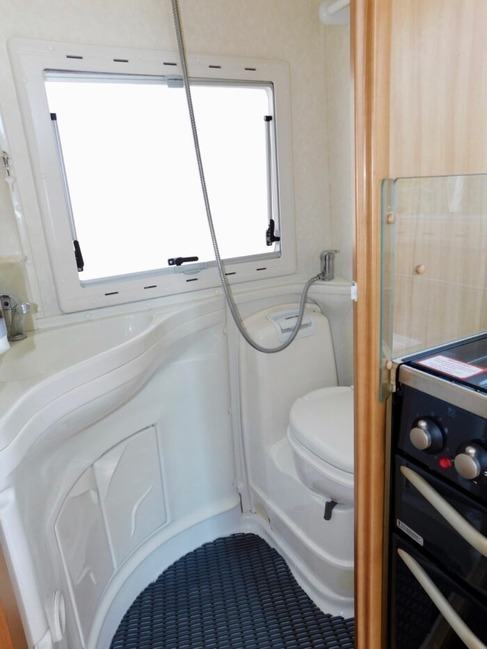 Auto-Sleeper Pollensa Peugeot 5 Berth with 4 SEAT BELTS and only 39,253 miles from New. £24,999 - Image 16