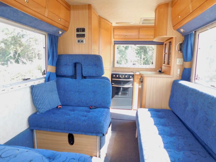 Auto-Sleeper Pollensa Peugeot 5 Berth with 4 SEAT BELTS and only 39,253 miles from New. £24,999 - Image 5
