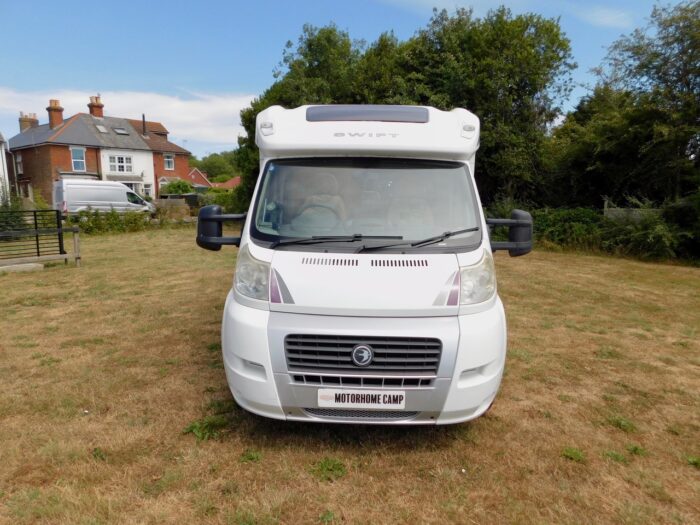 Swift Bolero 630 PR Luxury 2 Berth with Large U Shape Rear Lounge. Only approximately 6.5m Long. Plated at 3500 Kgs. £29,999 - Image 27