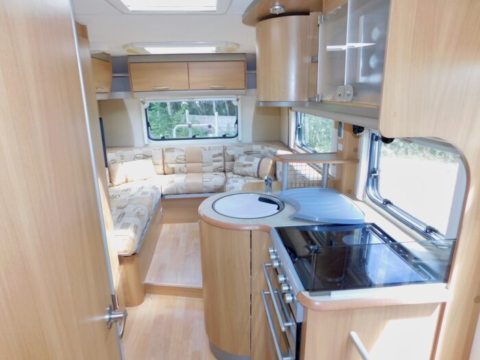 Swift Bolero 630 PR Luxury 2 Berth with Large U Shape Rear Lounge. Only approximately 6.5m Long. Plated at 3500 Kgs. £29,999 - Image 14