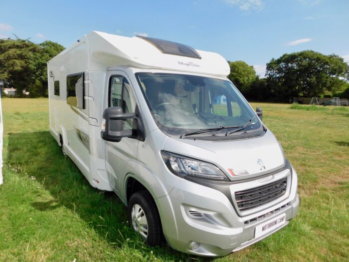 Elddis MAJESTIC 275 Luxury 2 Berth Motorhome with Huge Lounge and Only 4,716 Miles from New. £47,999 - Image 29