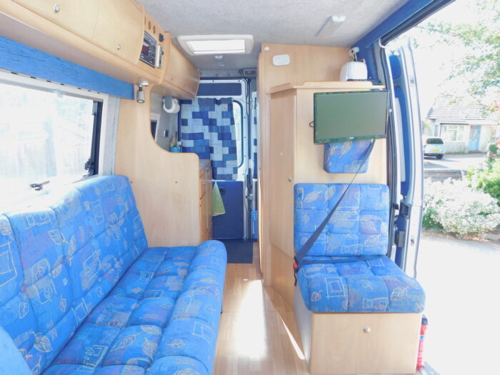 Devon Firebrand Luxury 2 Berth Camper Van with 3 x 3 Point Seat Belts and Under 6m Long. £24,999 - Image 12