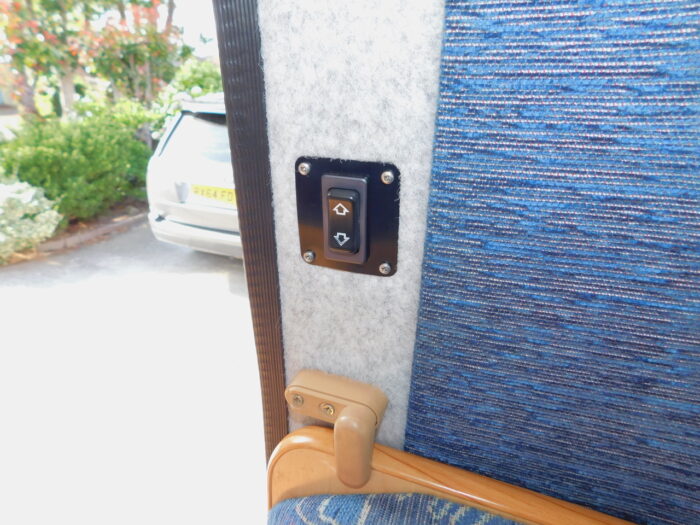 Devon Firebrand Luxury 2 Berth Camper Van with 3 x 3 Point Seat Belts and Under 6m Long. £24,999 - Image 8