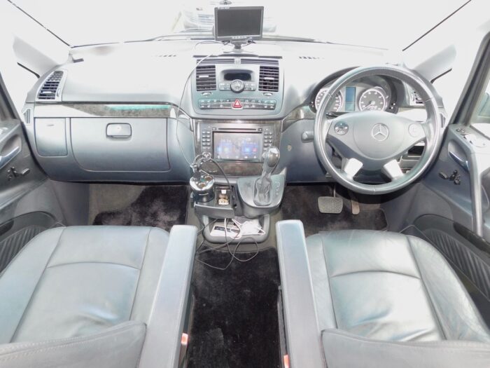 Mercedes-Benz Viano Ambiente 350 V6 Petrol AUTOMATIC With 2021 Luxury 2 Plus 2 Camper Conversion 2 Plus 2 Berth Pop Top. 5.2m Long. ULEZ Compliant.. £20,000 - Image 26