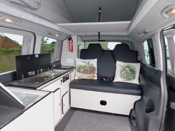 Mercedes-Benz Viano Ambiente 350 V6 Petrol AUTOMATIC With 2021 Luxury 2 Plus 2 Camper Conversion 2 Plus 2 Berth Pop Top. 5.2m Long. ULEZ Compliant.. £20,000 - Image 9