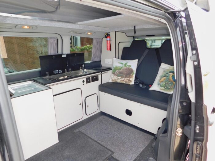 Mercedes-Benz Viano Ambiente 350 V6 Petrol AUTOMATIC With 2021 Luxury 2 Plus 2 Camper Conversion 2 Plus 2 Berth Pop Top. 5.2m Long. ULEZ Compliant.. £20,000 - Image 11