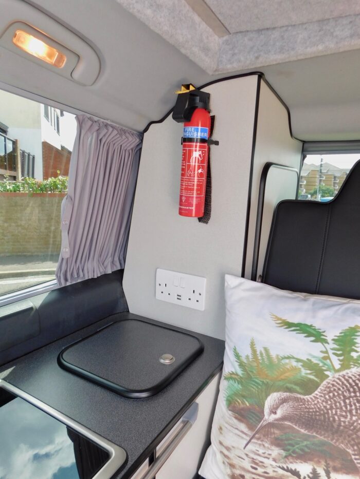 Mercedes-Benz Viano Ambiente 350 V6 Petrol AUTOMATIC With 2021 Luxury 2 Plus 2 Camper Conversion 2 Plus 2 Berth Pop Top. 5.2m Long. ULEZ Compliant.. £20,000 - Image 15