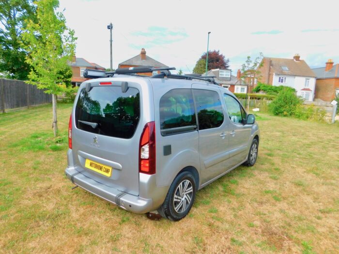 Peugeot Partner 1.6L Hdi with a 2 Berth Horizon Camper Van Conversion that can easily be used as your Everyday Car as well as a Camper Van. 2017 with Only 29,000 miles from New.. £20,000 - Image 24