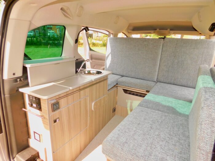 Peugeot Partner 1.6L Hdi with a 2 Berth Horizon Camper Van Conversion that can easily be used as your Everyday Car as well as a Camper Van. 2017 with Only 29,000 miles from New.. £20,000 - Image 22