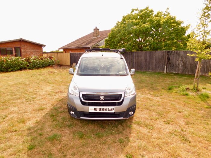 Peugeot Partner 1.6L Hdi with a 2 Berth Horizon Camper Van Conversion that can easily be used as your Everyday Car as well as a Camper Van. 2017 with Only 29,000 miles from New.. £20,000 - Image 7