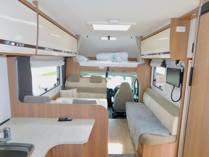 Dethleffs Trend 7877/2 Luxury 6 Berth Fiat 2.3 180 BHP Motorhome. 2019 with Only 8,000 miles. One Owner from New. Euro 6. ULEZ Compliant. A Perfect Touring Motorhome. Bright Open and Spacious….£75,999 - Image 5