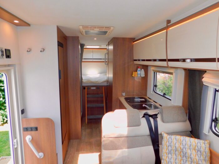 Dethleffs Trend 7877/2 Luxury 6 Berth Fiat 2.3 180 BHP Motorhome. 2019 with Only 8,000 miles. One Owner from New. Euro 6. ULEZ Compliant. A Perfect Touring Motorhome. Bright Open and Spacious….£75,999 - Image 3