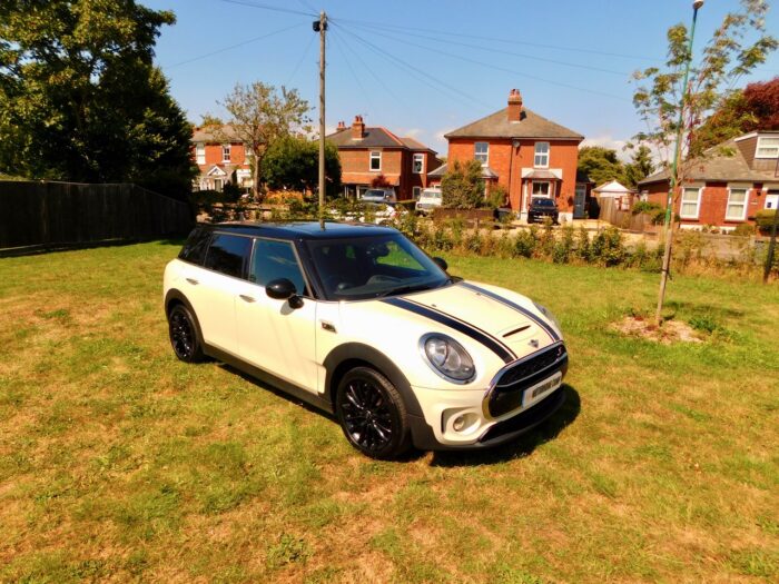 Mini Cooper S Clubman 2.0L Petrol AUTOMATIC John Cooper Works. 2018 with 87,593 miles from New. In Excellent All Round Condition. Panoramic Sunroof, Multi Spoke Gloss Black Alloys. Euro 6. ULEZ Compliant. Now Sold