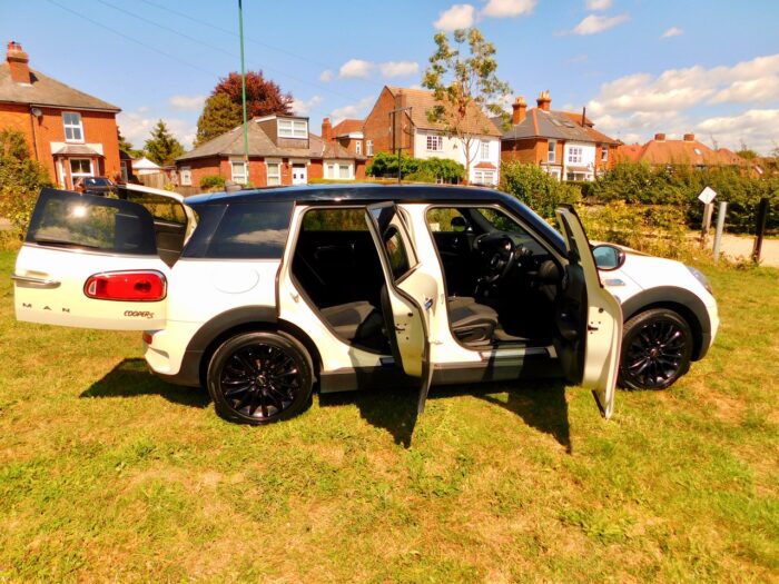 Mini Cooper S Clubman 2.0L Petrol AUTOMATIC John Cooper Works. 2018 with 87,593 miles from New. In Excellent All Round Condition. Panoramic Sunroof, Multi Spoke Gloss Black Alloys. Euro 6. ULEZ Compliant. Now Sold - Image 5