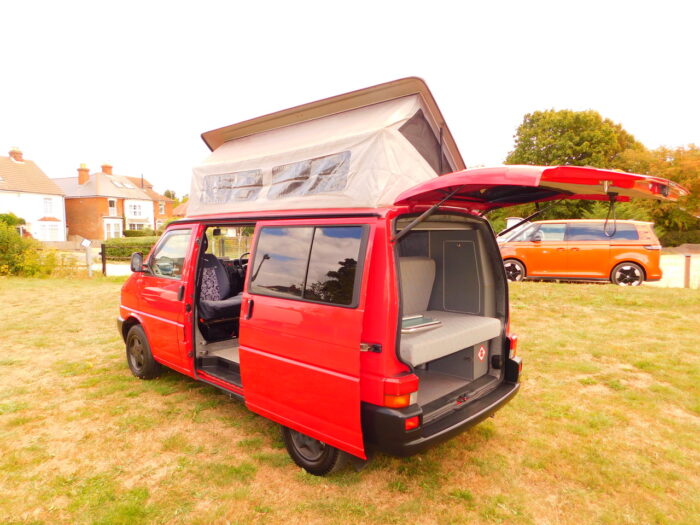 Bilbos VW T4 888 Special Edition Side Raising Pop Top Roof 2 Plus 2 Berth with Side Raising Roof and with Extra Wide Double Beds. 2003. Can be used as your Everyday Vehicle. £17,999 - Image 24