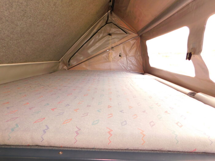 Bilbos VW T4 888 Special Edition Side Raising Pop Top Roof 2 Plus 2 Berth with Side Raising Roof and with Extra Wide Double Beds. 2003. Can be used as your Everyday Vehicle. £17,999 - Image 16