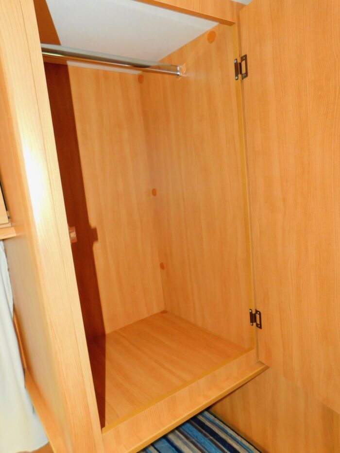 Chausson Flash 14 2012 Ford 2.2 Ddci. 3 to 4 Berth with 4 x 3Point Seat Belts and Only 26,000 miles from New Complete with Cab AIR CONDITIONING, Roof Mounted Solar Panel, Large Roll Out Awning and Bike Rack Deposit Taken - Image 32