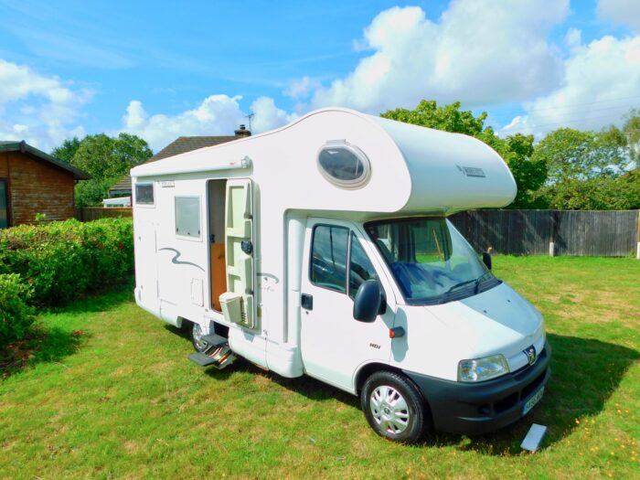 Mobilvetta New Life Peugeot Hdi 5 to 6 Berth with Bunk Beds 56 Plate and low Mileage. Superb Condition Throughout. A Super Motorhome with 4 x Seat Belts, Bunk Beds, Overcab Double Bed and a Convertible Dinette Bed. Now Sold - Image 13