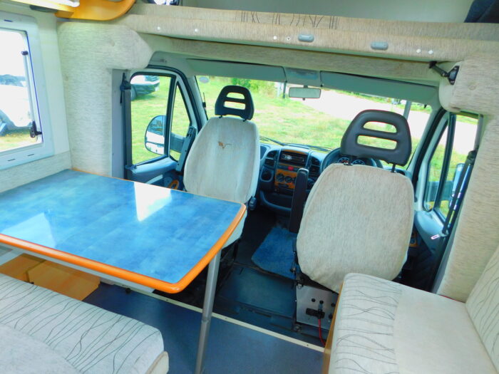 Mobilvetta New Life Peugeot Hdi 5 to 6 Berth with Bunk Beds 56 Plate and low Mileage. Superb Condition Throughout. A Super Motorhome with 4 x Seat Belts, Bunk Beds, Overcab Double Bed and a Convertible Dinette Bed. Now Sold - Image 6