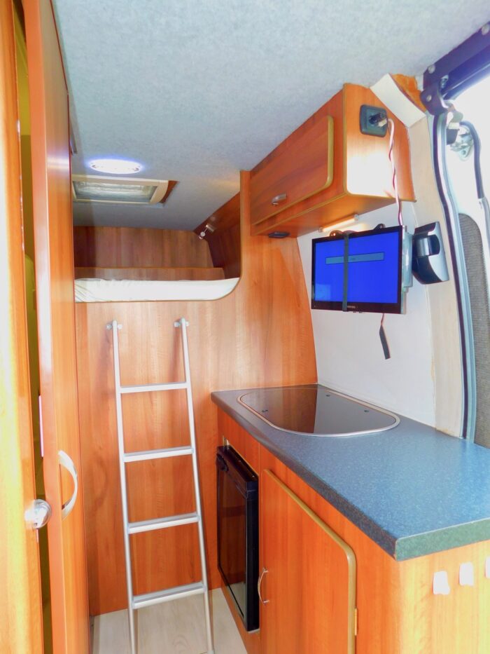 IVECO Daily 2.3 HPT Sports MOTOCROSS, Go Kart Motorhome Sports Race Van with rare to find FULL HEIGHT Garage and Shower Room with Flushing TOILET. Only 69,000 Miles £22,999 - Image 19