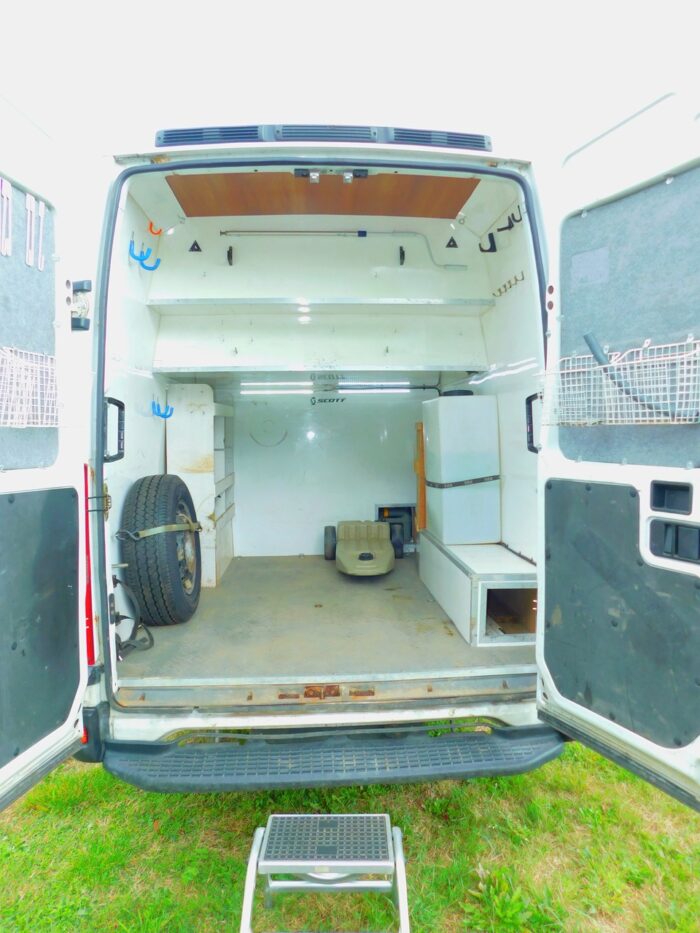 IVECO Daily 2.3 HPT Sports MOTOCROSS, Go Kart Motorhome Sports Race Van with rare to find FULL HEIGHT Garage and Shower Room with Flushing TOILET. Only 69,000 Miles £22,999 - Image 47