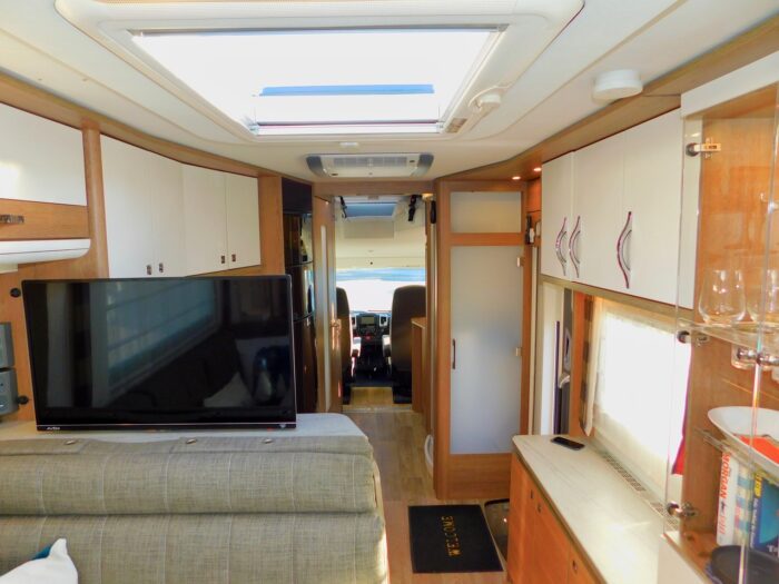 Dethleffs Grand Alpa I 7820-2 Fiat 2.3 AUTOMATIC 2 to 4 Berth Super Luxury A Class. 2019 69 Plate with Only 24,000 miles from New. £120,000 - Image 12