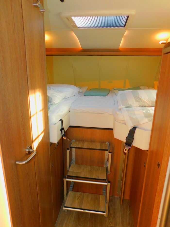 Dethleffs Grand Alpa I 7820-2 Fiat 2.3 AUTOMATIC 2 to 4 Berth Super Luxury A Class. 2019 69 Plate with Only 24,000 miles from New. £120,000 - Image 24