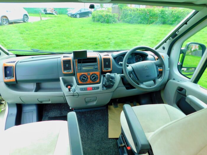 Autocruise Jazz Rare Ltd Edition Champagne Model Luxury 2 Berth with 4 x Seat Belts and Only 5.4m Long JUST ARRIVED £32,999 - Image 4