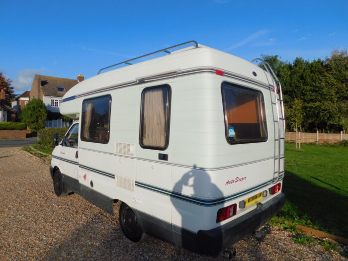 Auto-Sleeper Gatcombe VW 2.5 Tdi Manual Luxury 2 Berth. March 2000 with Only 64,000 miles from New. £20,000 - Image 21