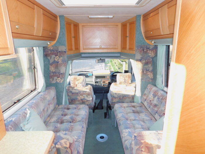Auto-Sleeper Gatcombe VW 2.5 Tdi Manual Luxury 2 Berth. March 2000 with Only 64,000 miles from New. £20,000 - Image 17