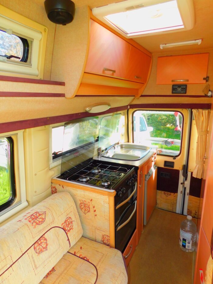 Auto-Sleeper Symbol Peugeot Dual Fuel 2.0 L Petrol and Gas Luxury 2 Berth 2004 With Only 74,833 miles from New. £21,999 - Image 17